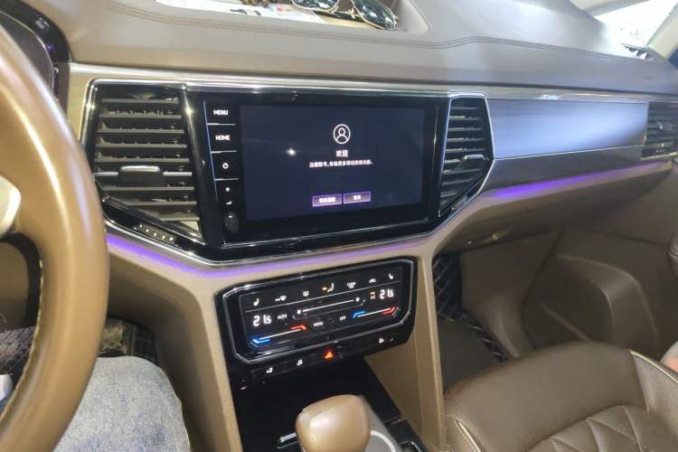 Used Volkswagen Viloran 2020 380TSI Flagship Edition Audio And AC Panel
