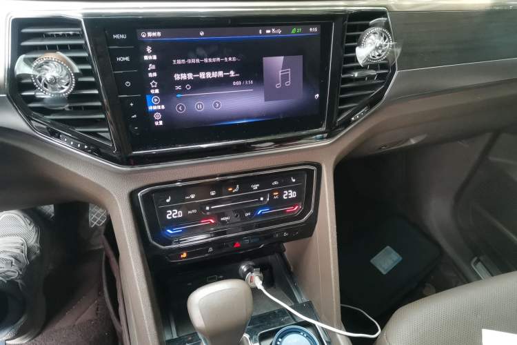 Used Volkswagen Viloran 2020 380TSI Prestige Edition Audio And AC Panel