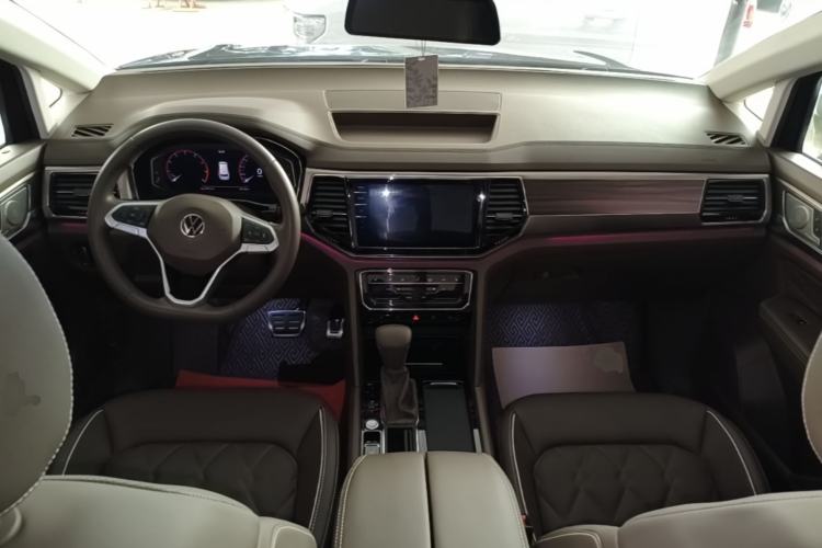 Used Volkswagen Viloran 2020 380TSI Flagship Edition Center Console