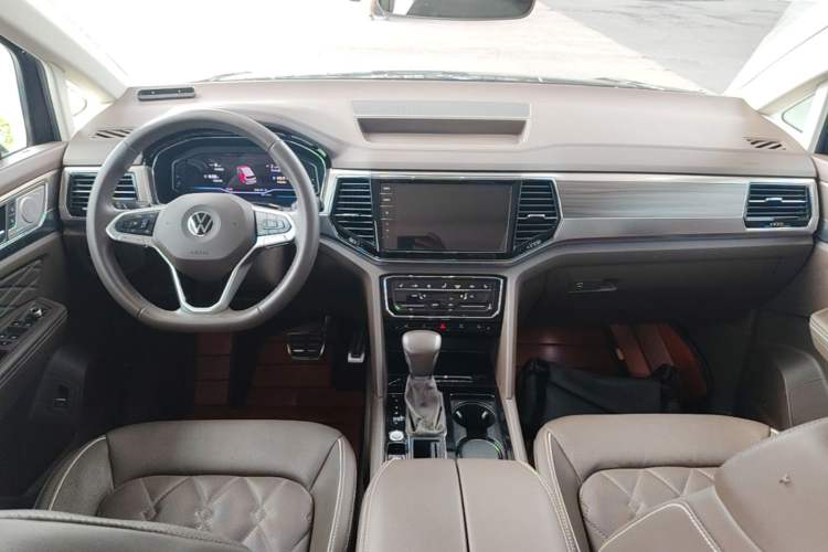Used Volkswagen Viloran 2020 380TSI Flagship Edition Center Console