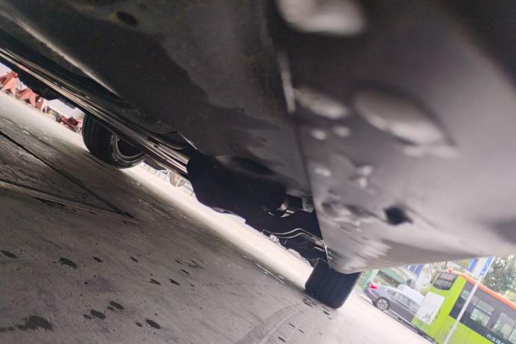 Used Volkswagen Viloran 2020 380TSI Prestige Edition Chassis Rear Right