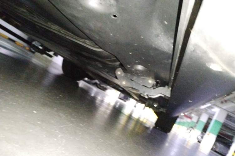 Used Volkswagen Viloran 2020 380TSI Prestige Edition Chassis Rear Right