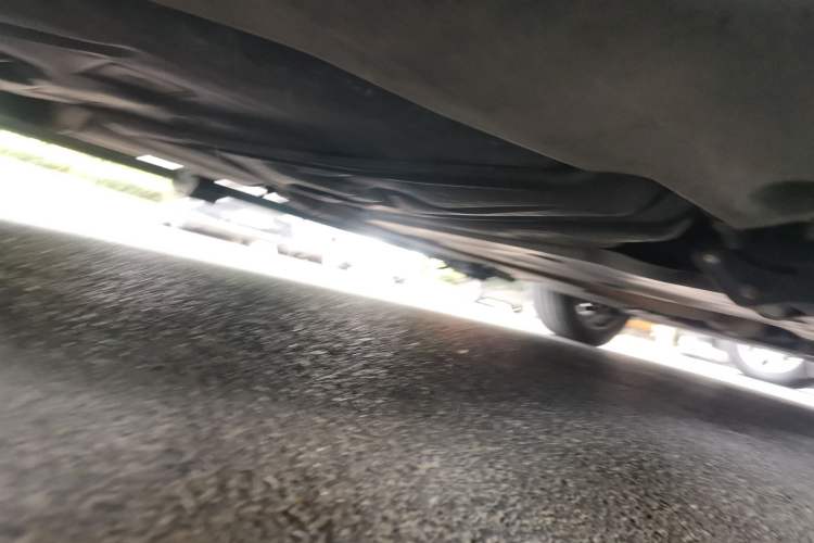 Used Volkswagen Viloran 2020 380TSI Prestige Edition Chassis Rear Right