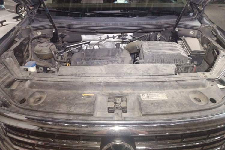 Used Volkswagen Viloran 2020 380TSI Prestige Edition Engine Bay