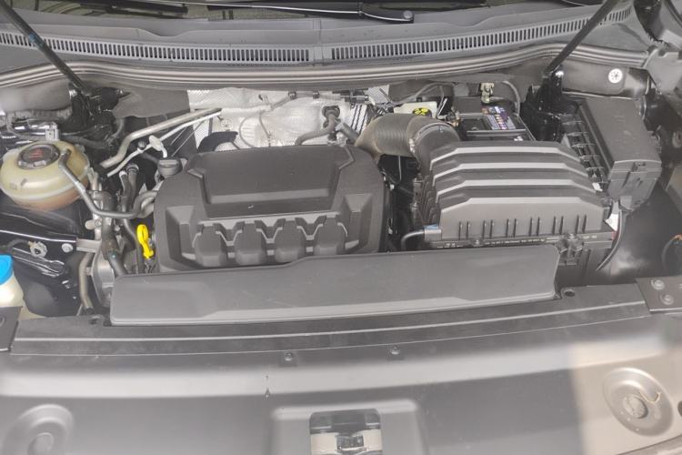 Used Volkswagen Viloran 2020 380TSI Prestige Edition Engine Bay