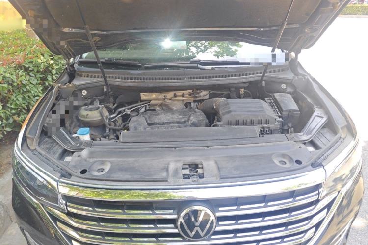 Used Volkswagen Viloran 2020 380TSI Prestige Edition Engine Bay