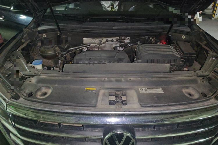 Used Volkswagen Viloran 2020 330TSI Luxury Edition Engine Bay