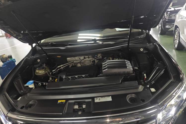 Used Volkswagen Viloran 2020 380TSI Prestige Edition Engine Bay
