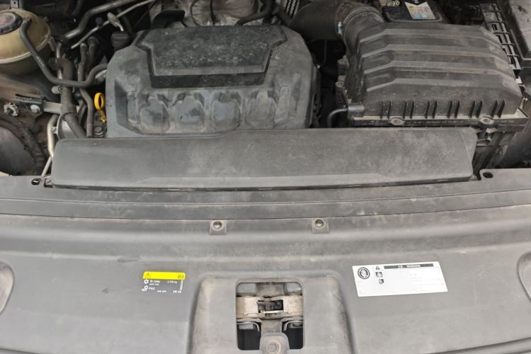 Used Volkswagen Viloran 2020 380TSI Prestige Edition Engine Bay