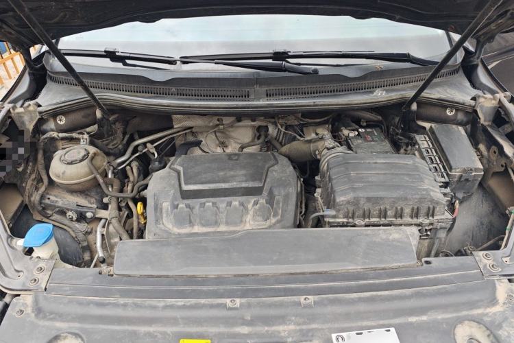 Used Volkswagen Viloran 2020 330TSI Luxury Edition Engine Bay
