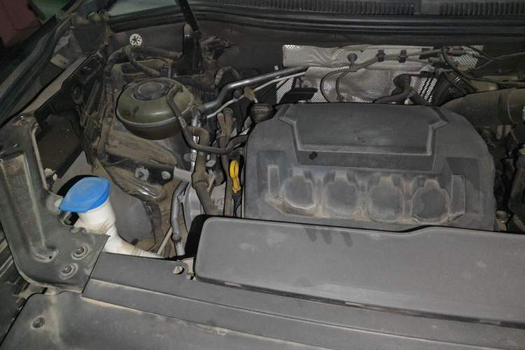 Used Volkswagen Viloran 2020 330TSI Luxury Edition Engine Bay Right