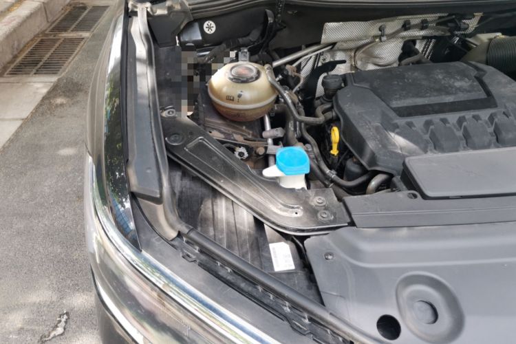 Used Volkswagen Viloran 2020 380TSI Prestige Edition Engine Bay Right
