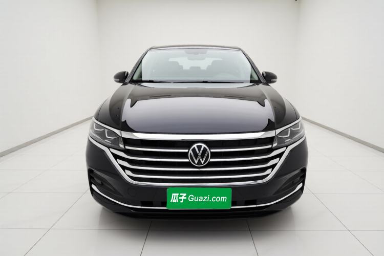 Used Volkswagen Viloran 2020 330TSI Luxury Edition Exterior 1