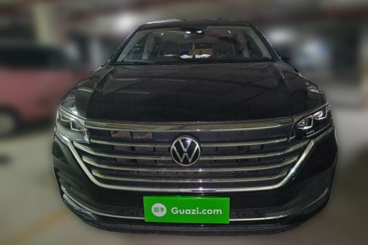 Used Volkswagen Viloran 2020 330TSI Luxury Edition Front