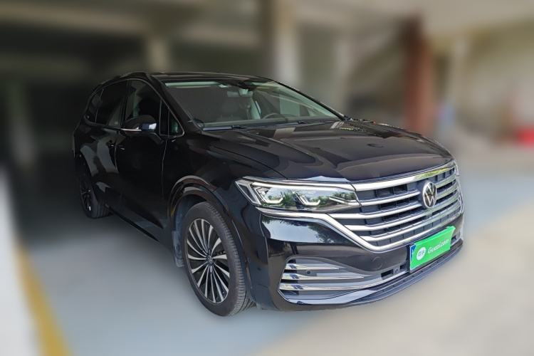 Used Volkswagen Viloran 2020 380TSI Prestige Edition Front Right 45 Deg