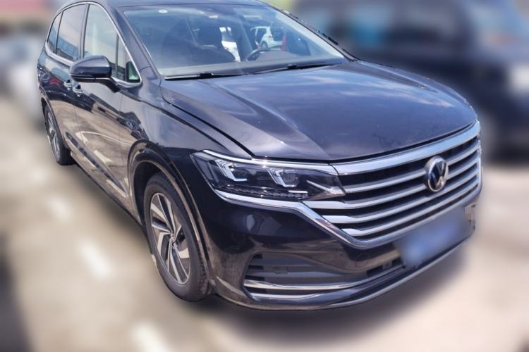 Used Volkswagen Viloran 2020 330TSI Luxury Edition Front Right 45 Deg