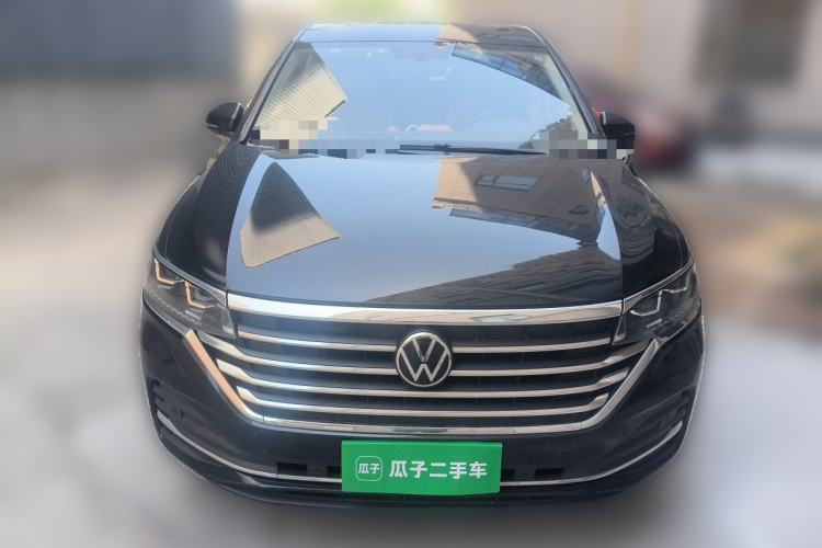 Used Volkswagen Viloran 2020 330TSI Luxury Edition Front