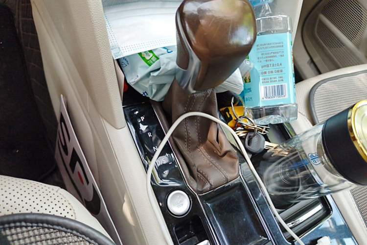 Used Volkswagen Viloran 2020 330TSI Luxury Edition Gear Lever