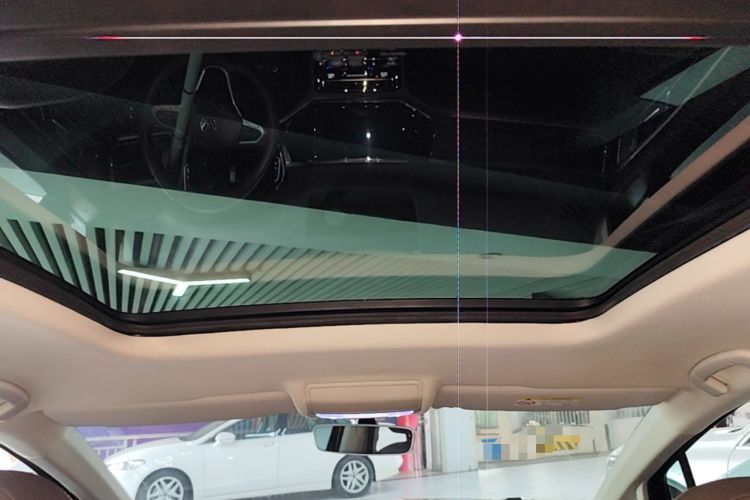 Used Volkswagen Viloran 2020 330TSI Luxury Edition Headliner