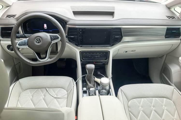 Used Volkswagen Viloran 2020 380TSI Prestige Edition Interior 1