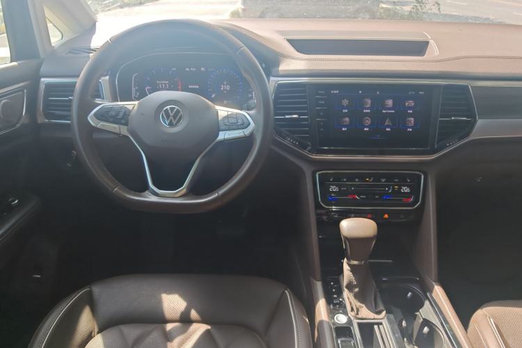 Used Volkswagen Viloran 2020 380TSI Flagship Edition Interior 3