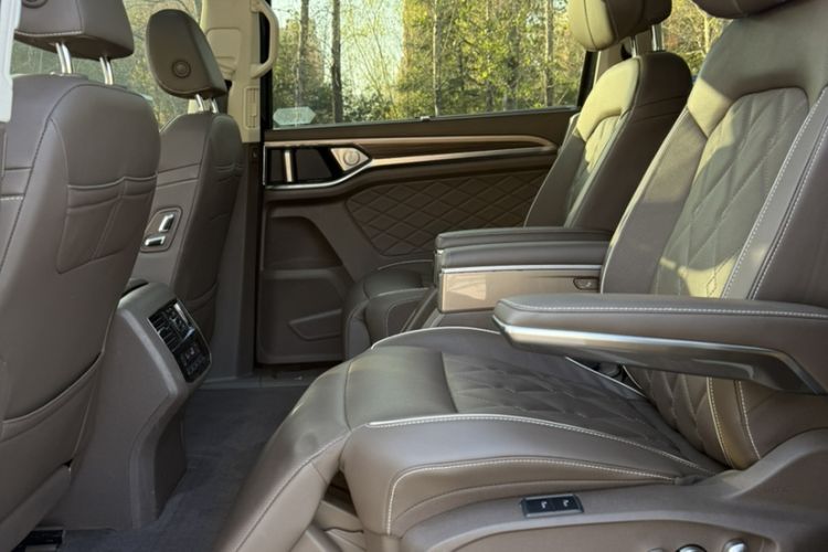 Used Volkswagen Viloran 2020 380TSI Prestige Edition Interior 4