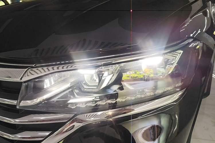 Used Volkswagen Viloran 2020 330TSI Luxury Edition Left Front Headlight
