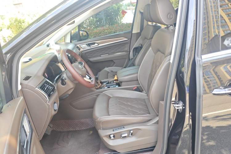 Used Volkswagen Viloran 2020 380TSI Prestige Edition Left Front Seat