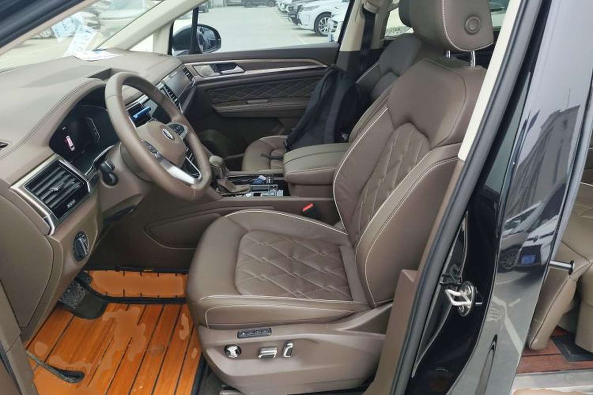 Used Volkswagen Viloran 2020 380TSI Flagship Edition Left Front Seat