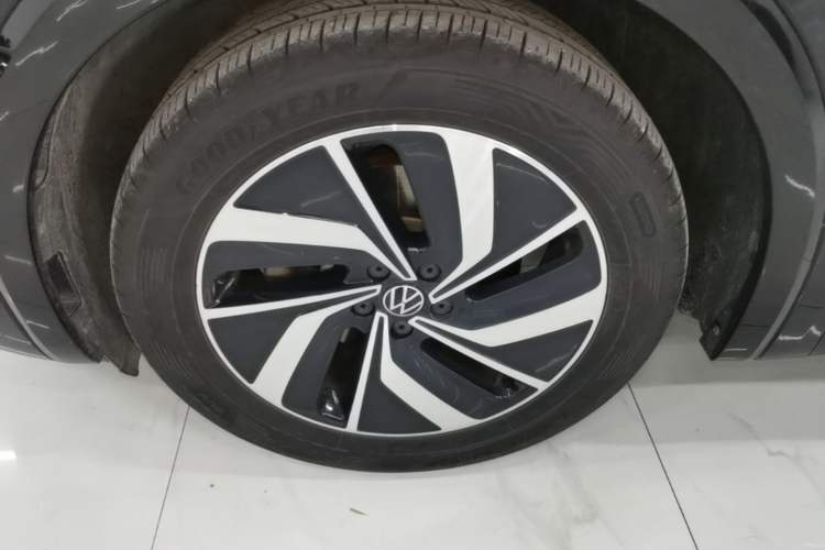Used Volkswagen Viloran 2020 330TSI Luxury Edition Left Front Wheel Hub