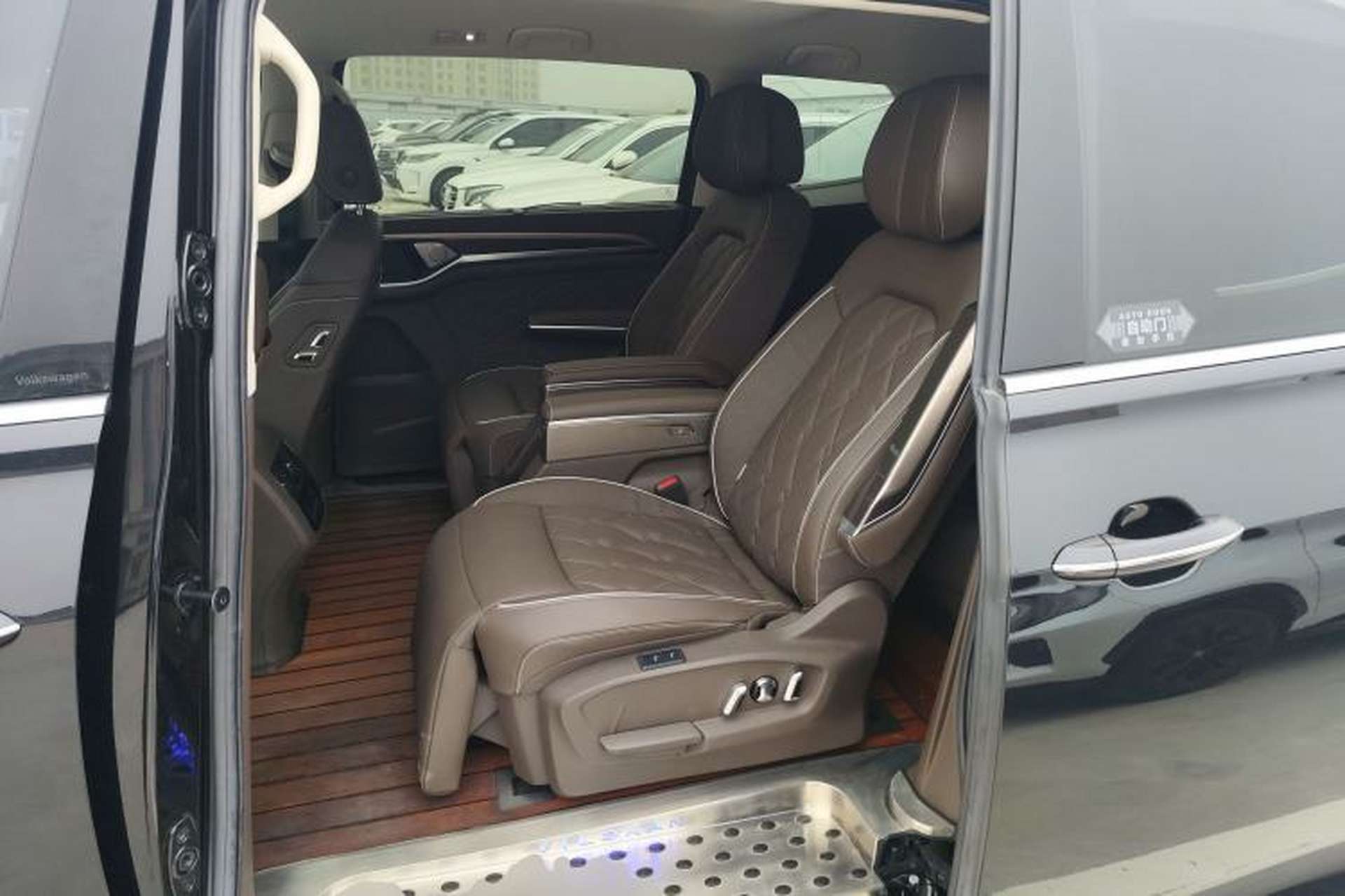 Used Volkswagen Viloran 2020 380TSI Flagship Edition Left Rear Seat