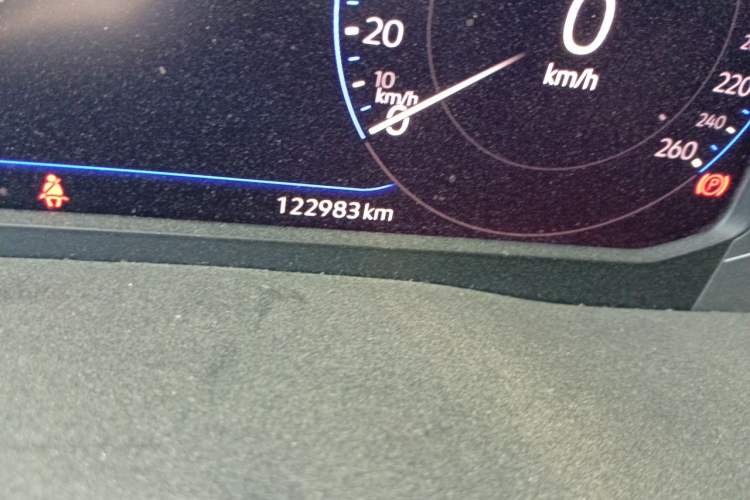 Used Volkswagen Viloran 2020 380TSI Prestige Edition Odometer Close Up