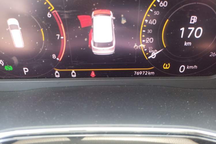 Used Volkswagen Viloran 2020 330TSI Luxury Edition Odometer Close Up