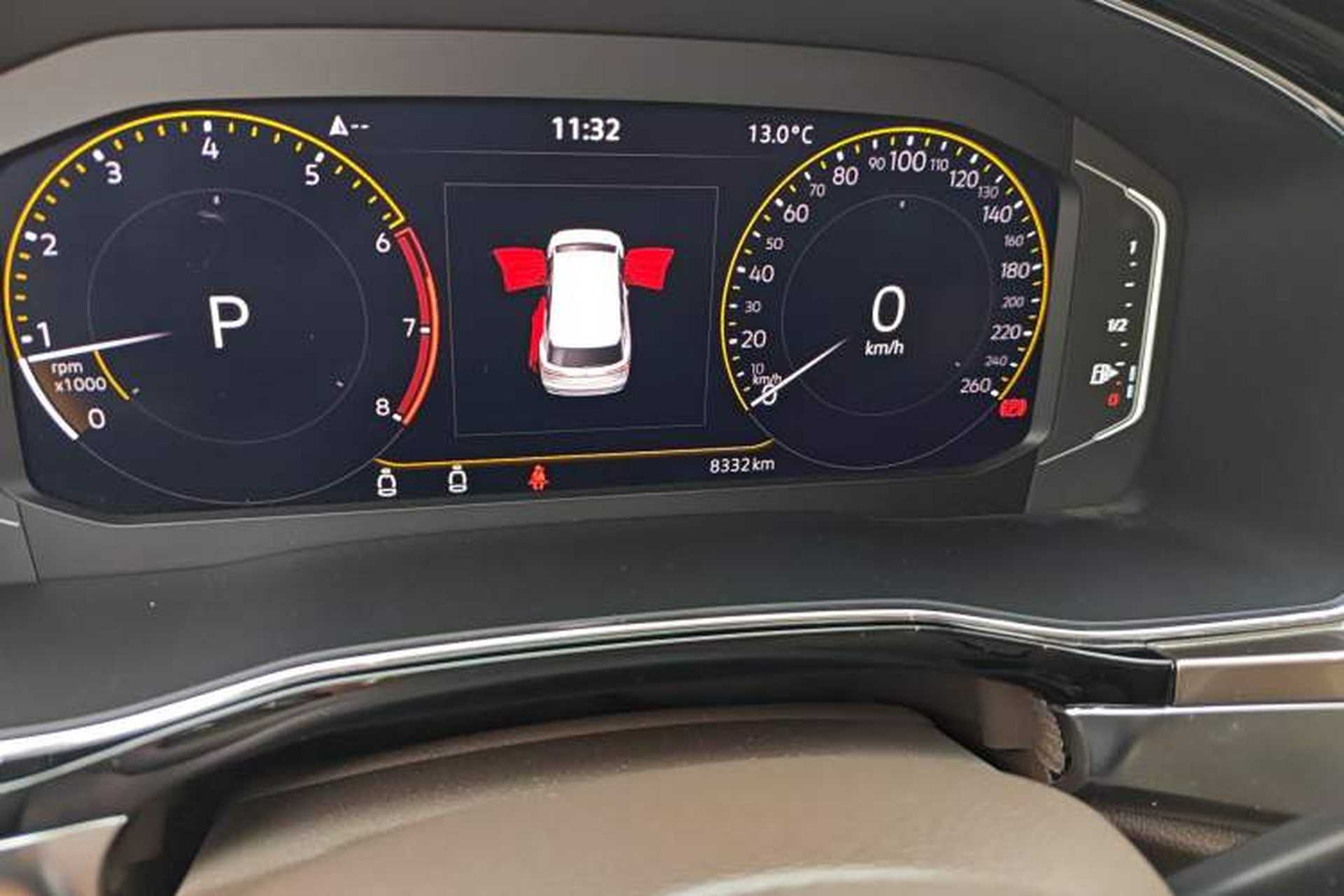 Used Volkswagen Viloran 2020 330TSI Luxury Edition Odometer Close Up