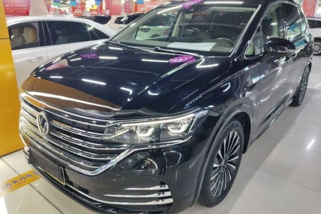 Volkswagen Viloran 2020 380TSI Prestige Edition usata