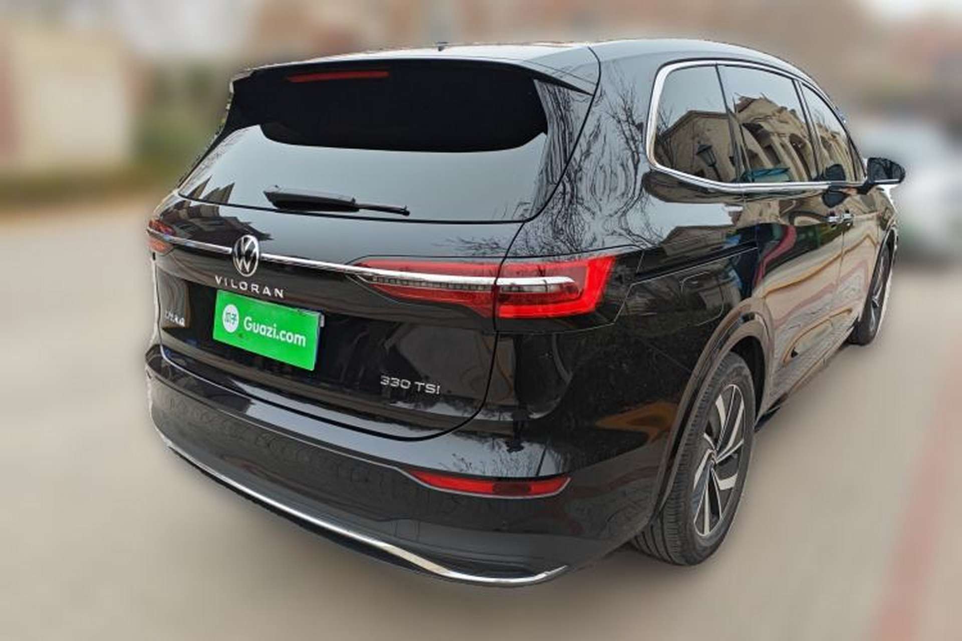Used Volkswagen Viloran 2020 330TSI Luxury Edition Rear Right 45 Deg