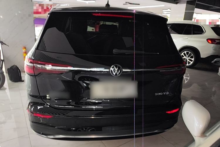 Used Volkswagen Viloran 2020 330TSI Luxury Edition Rear
