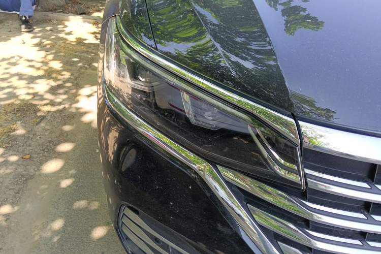 Used Volkswagen Viloran 2020 380TSI Prestige Edition Right Front Headlight