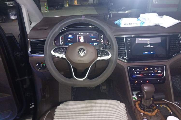 Used Volkswagen Viloran 2020 380TSI Prestige Edition Steering Wheel