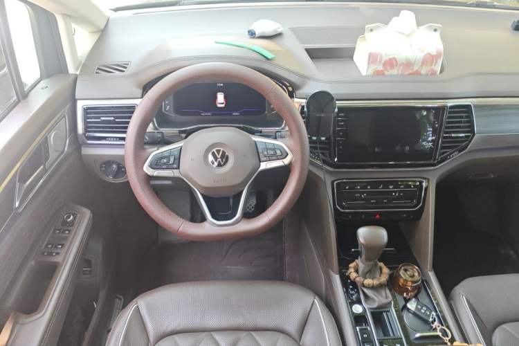 Used Volkswagen Viloran 2020 380TSI Prestige Edition Steering Wheel