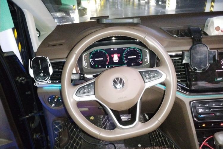 Used Volkswagen Viloran 2020 380TSI Prestige Edition Steering Wheel