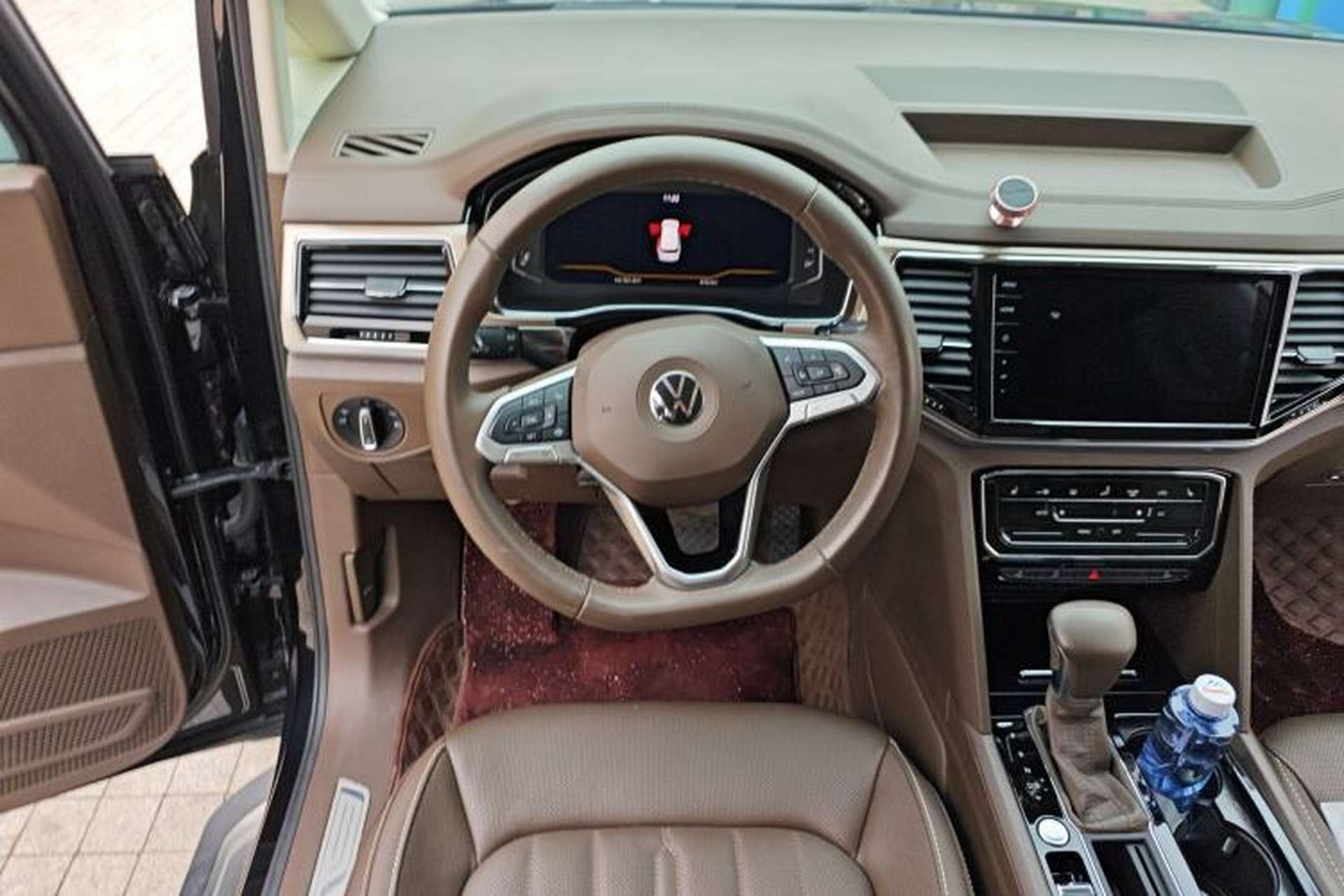 Used Volkswagen Viloran 2020 330TSI Luxury Edition Steering Wheel