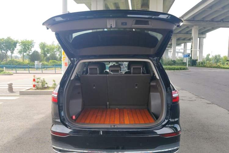 Used Volkswagen Viloran 2020 380TSI Flagship Edition Trunk