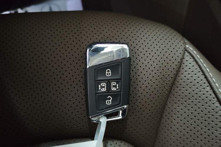 Used Volkswagen Viloran 2020 330TSI Luxury Edition Vehicle Key