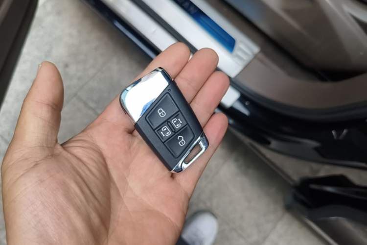 Used Volkswagen Viloran 2020 380TSI Prestige Edition Vehicle Key