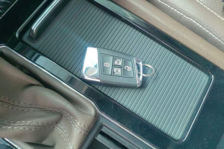 Used Volkswagen Viloran 2020 330TSI Luxury Edition Vehicle Key