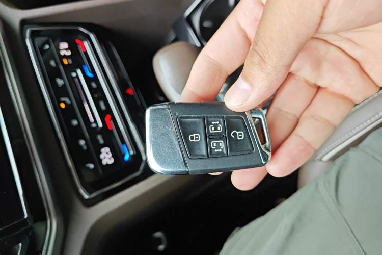 Used Volkswagen Viloran 2020 380TSI Prestige Edition Vehicle Key