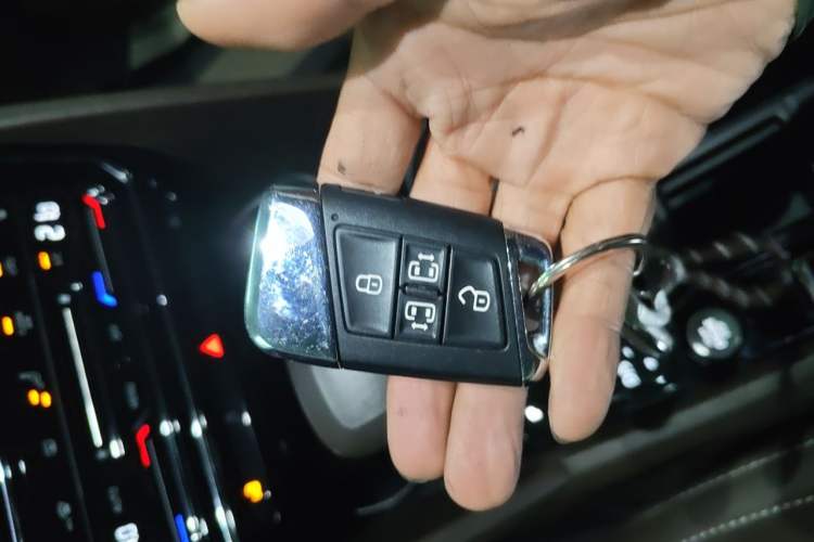 Used Volkswagen Viloran 2020 330TSI Luxury Edition Vehicle Key