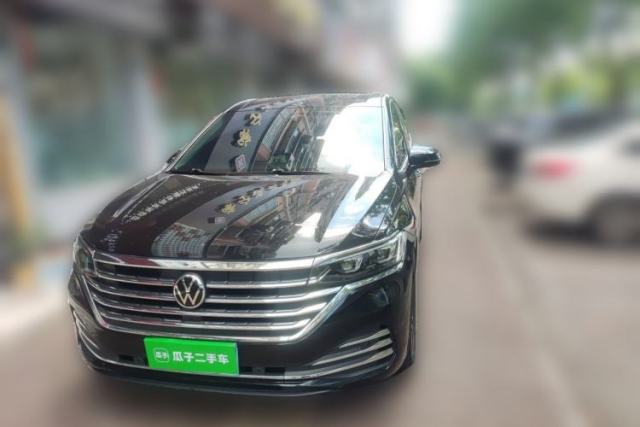 Volkswagen Viloran 2020 380TSI Prestige Edition usado