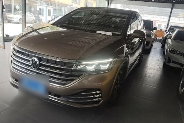 Volkswagen Viloran 2020 380TSI Prestige Edition usata